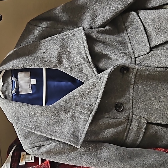 Old Navy heavy jacket - Picture 1 of 4